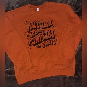 Women’s Fall Graphic Sweatshirt